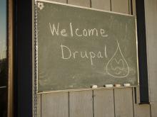 welcome to drupal, written on a chalkboard